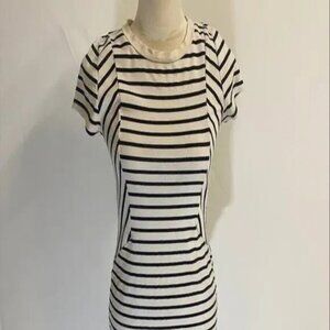 Monteau Tapered T-Shirt Dress - Large
